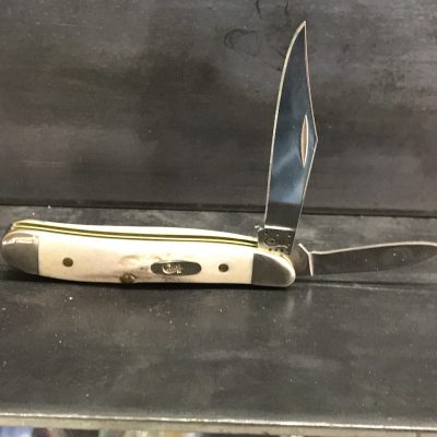 Case XX 048 Stag Peanut Folding Knife